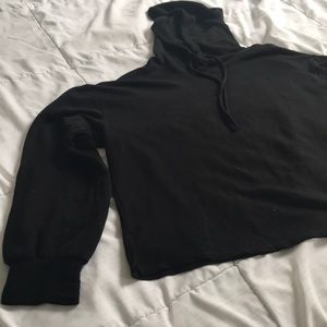Oversized baggy black cropped pull-over hoodie